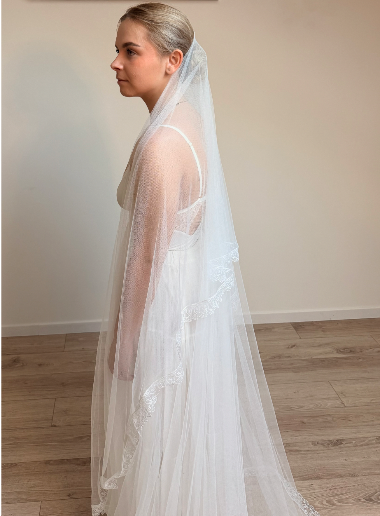 Voile de 3,10m  à dentelle