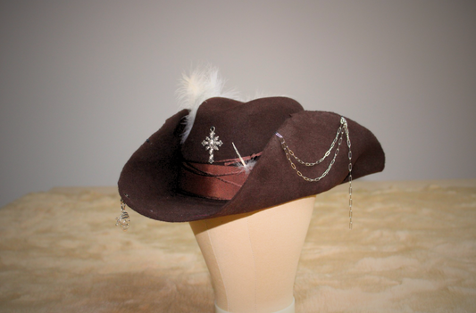 Chapeau Coup-de-poing marron style pirate